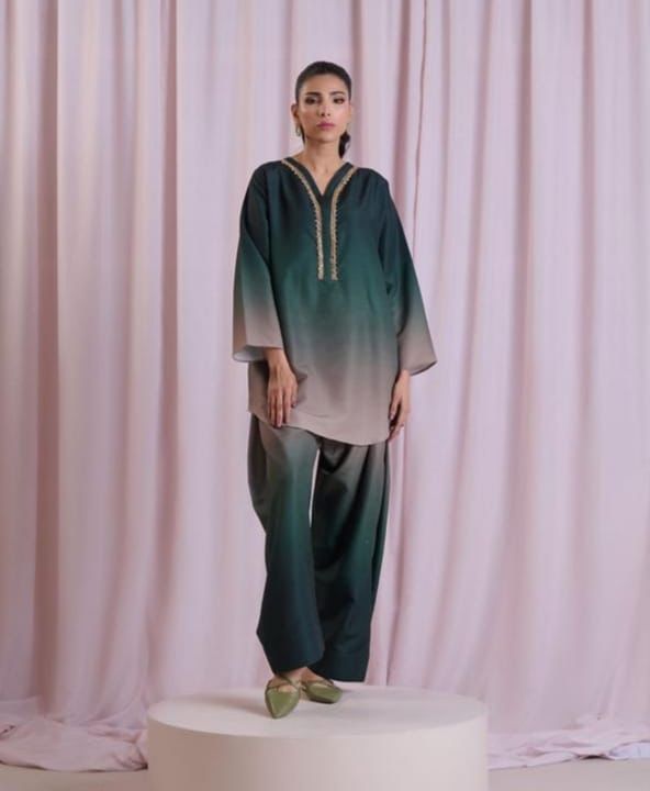 Luxurious Shamooz Silk 3-Piece Suit